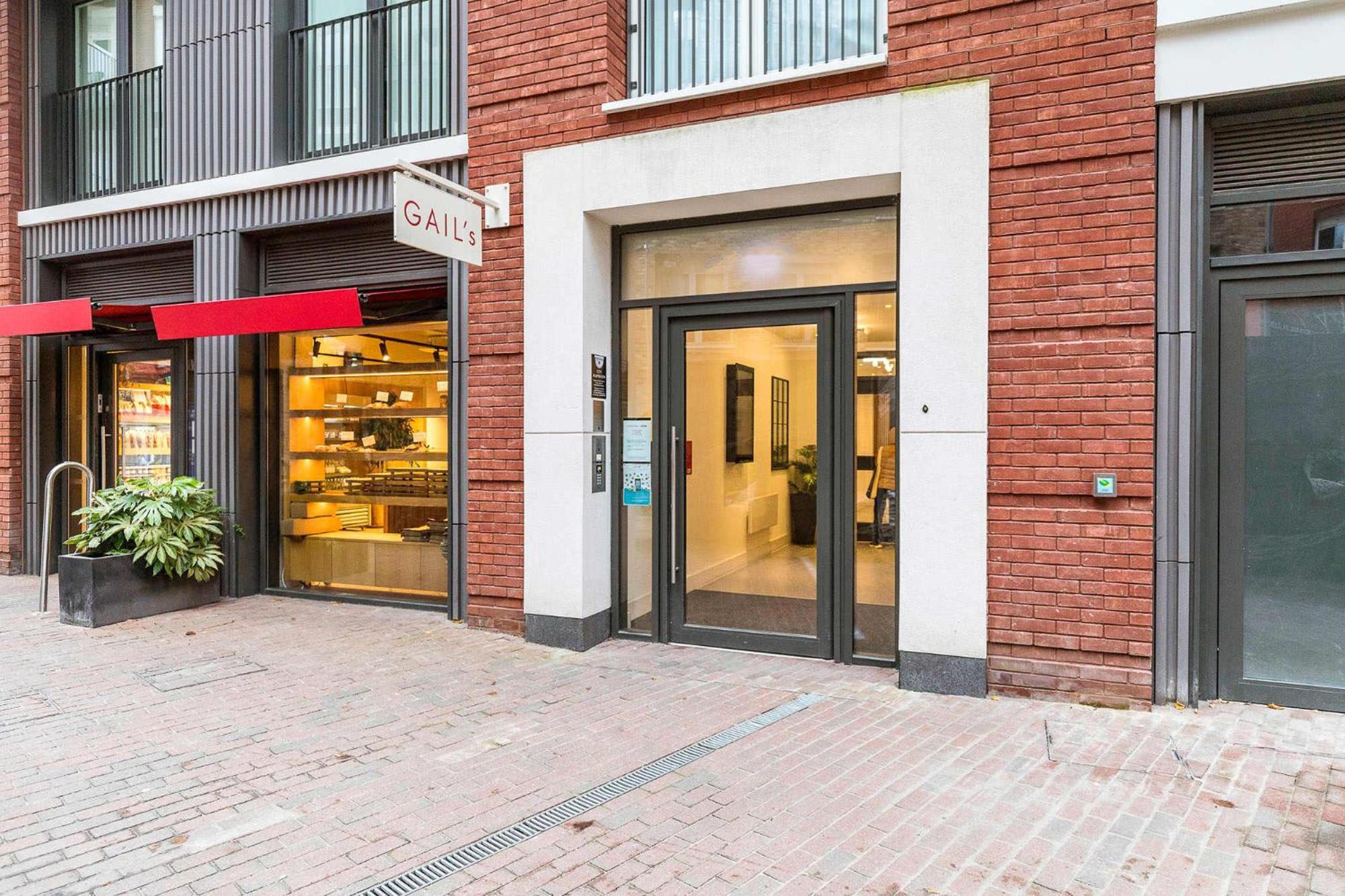 3br 2bth Penthouse In Londres
